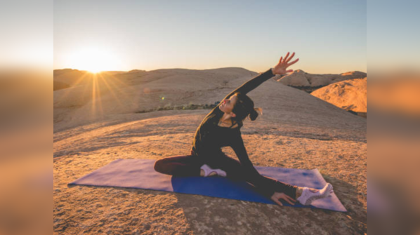 Cat-Cow Stretch (Marjaryasana-Bitilasana)