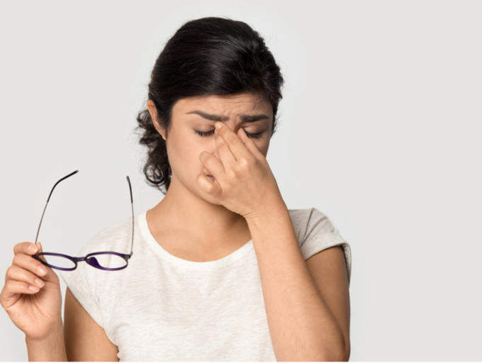 Warning signs of Vitamin B12 deficiency seen in eyes The Times of India