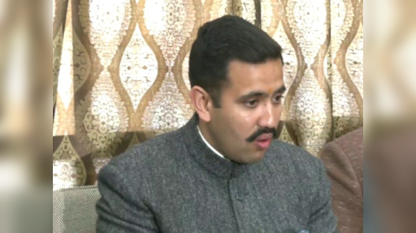 Himachal minister resigns, deepens crisis