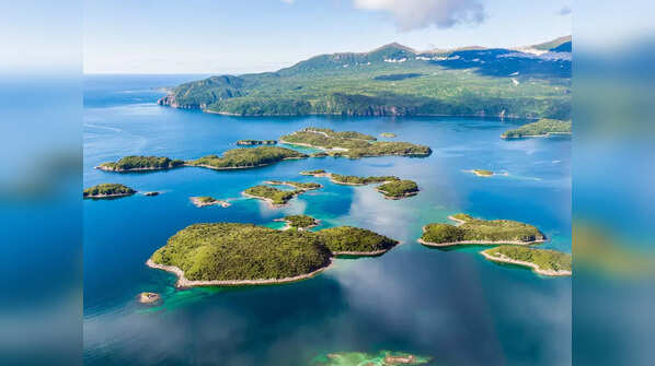 The formation of Island arcs and ocean trenches
