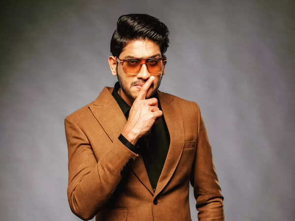 Akhil Marar Photos