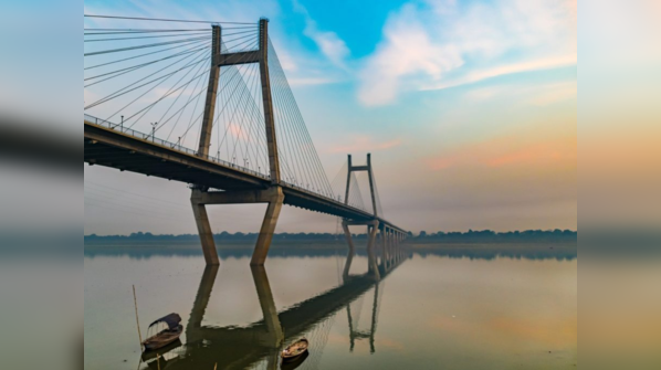 Majestic Yamuna bridge