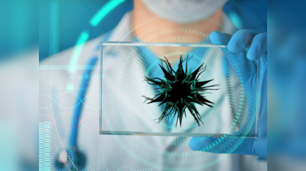 What are the symptoms of norovirus infection?