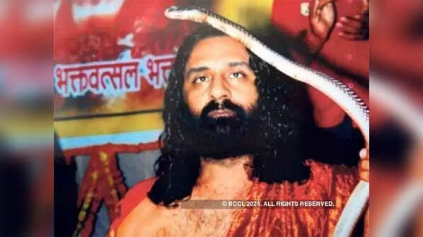 <strong>Ichchadhari Bhimanand</strong>
