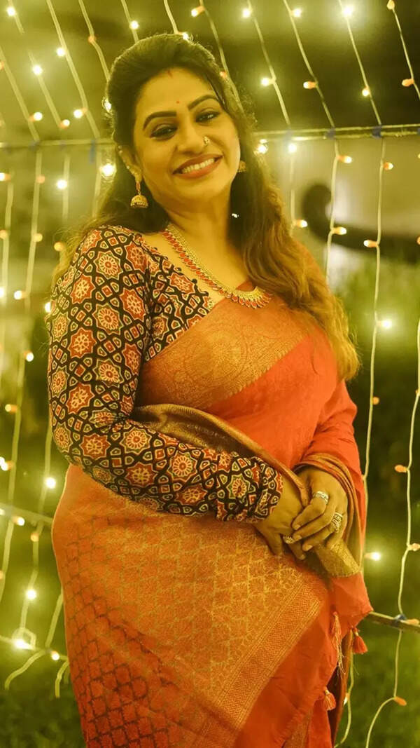 Beena Antony Images