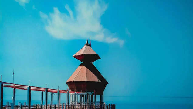 Gujarat: This Lord Shiva temple, also known as the &lsquo;Gayab Mandir,&rsquo; disappears 2 times a day!