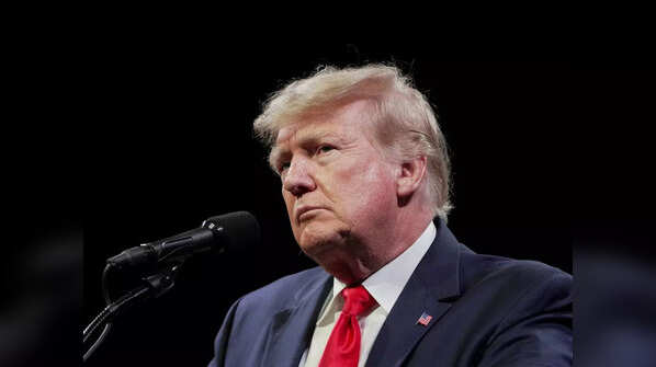 Donald Trump (@realDonaldTrump)