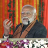 ​PM Modi met local entrepreneurs, craftsmen in Srinagar