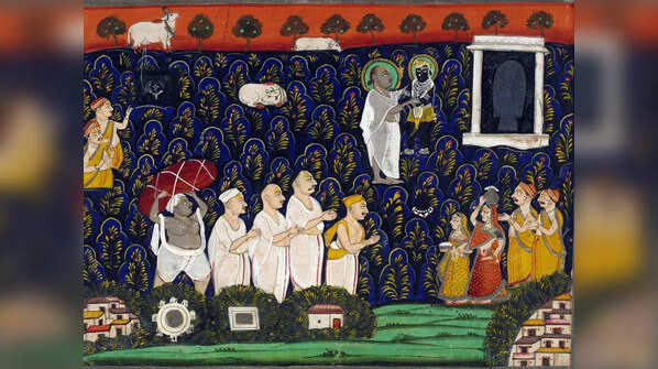 The temple is a Pushtimarg temple, following the teachings of Vallabhacharya
