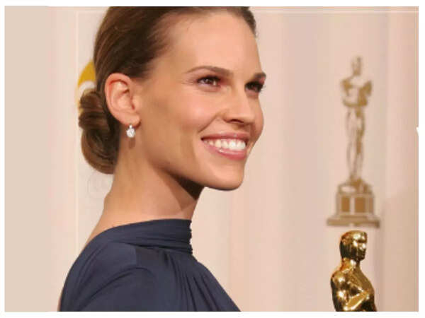 Hilary Swank Images