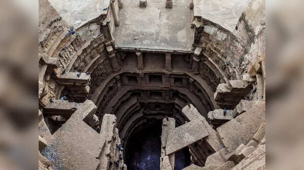 What are some interesting facts about Rani Ki Vav?