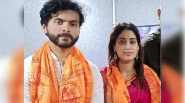 Shikhar's gaze of affection