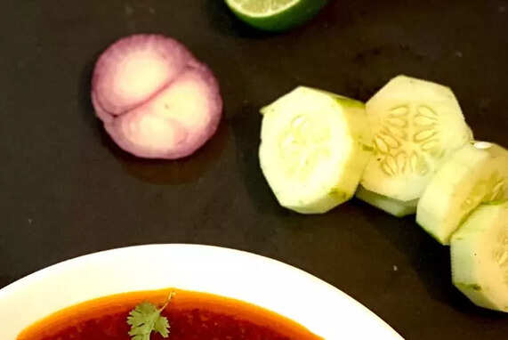 How to make spicy Egg Makhani Curry
