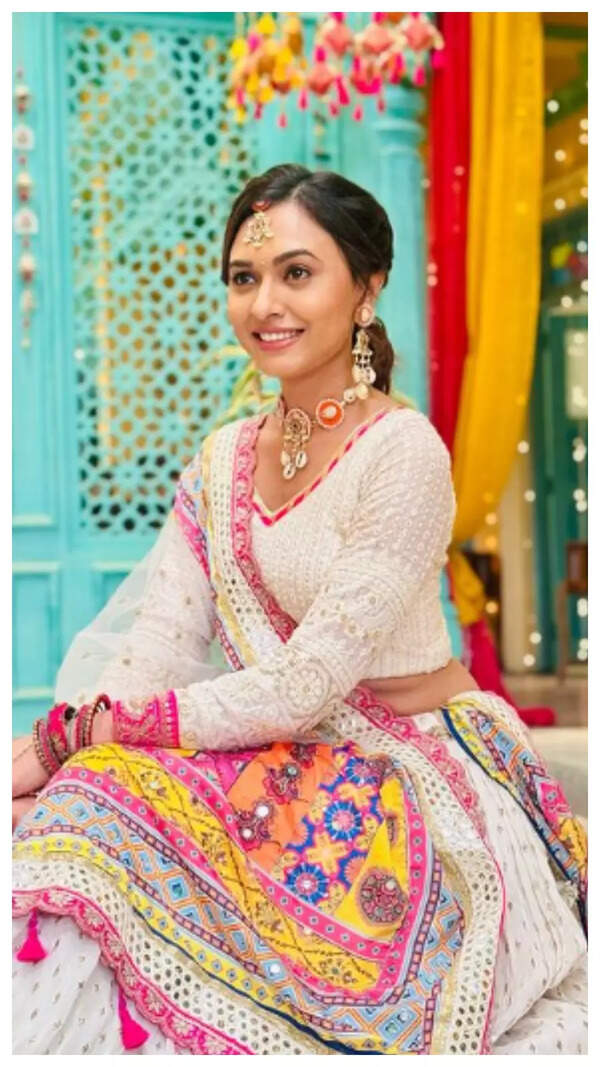 Maira Doshi Stills