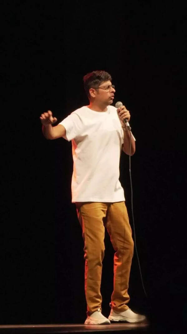 Varun Grover Images