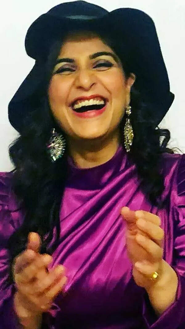 Saloni Batra Pictures