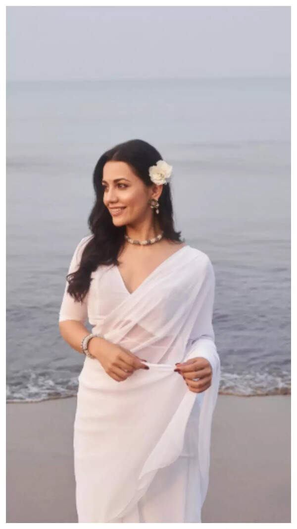 Esha Kansara