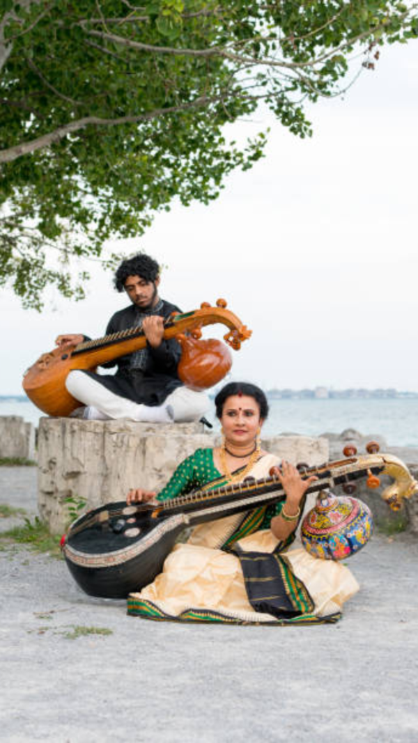 Veena Pictures