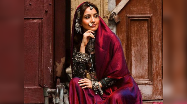 Rajasthani saris and dupattas