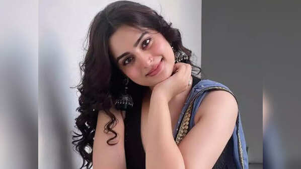 Ayesha Khan