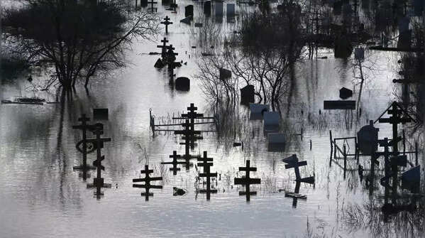 Churches stranded in flood