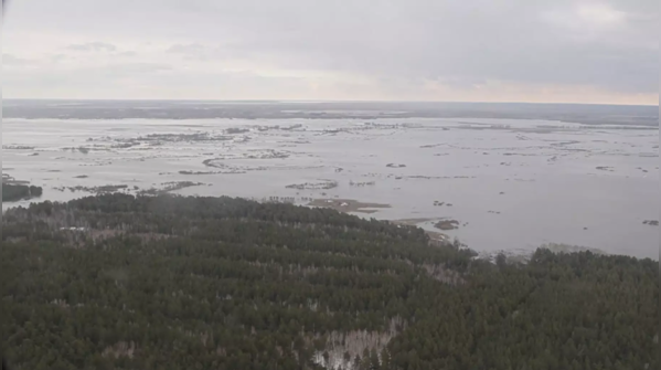 Ural river continues to rise rapidly
