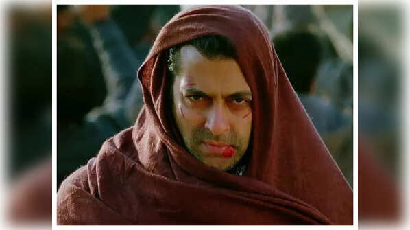 Ek Tha Tiger (2012)