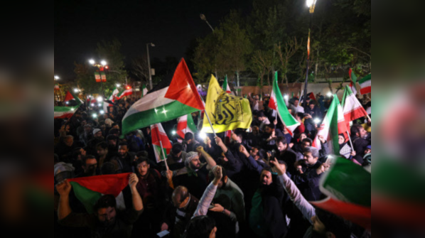 'Death to Israel!' and 'Death to America!'