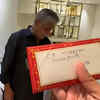 ​Shoaib receives Eidi from Dipika's father