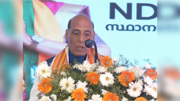 Rajnath Singh seeks Cong stand on CPI(M) manifesto promise to dismantle nukes
