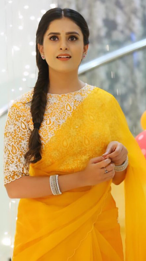 Thanuja Photos