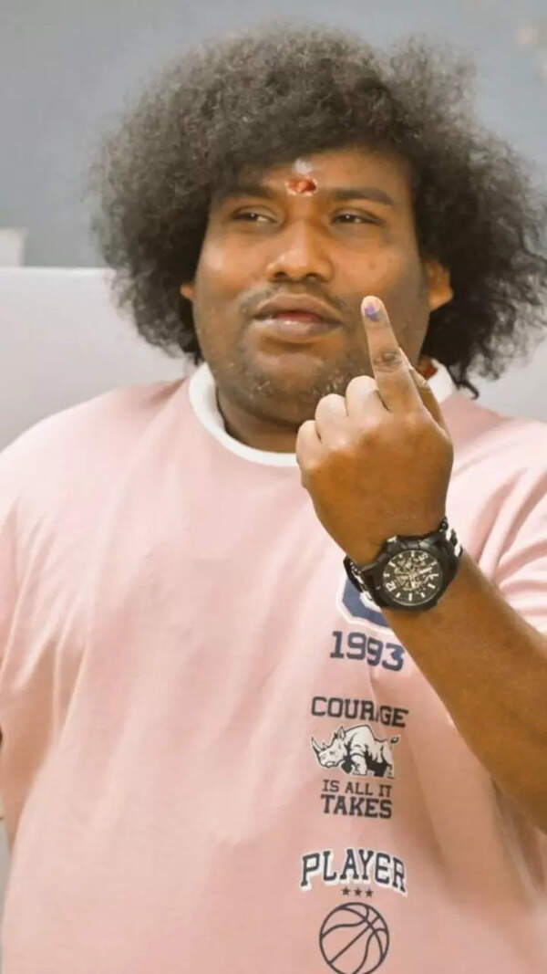 Yogi Babu Photos