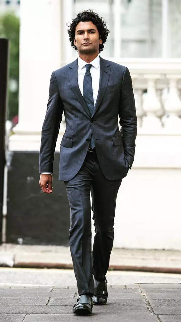 Sendhil Ramamurthy Images