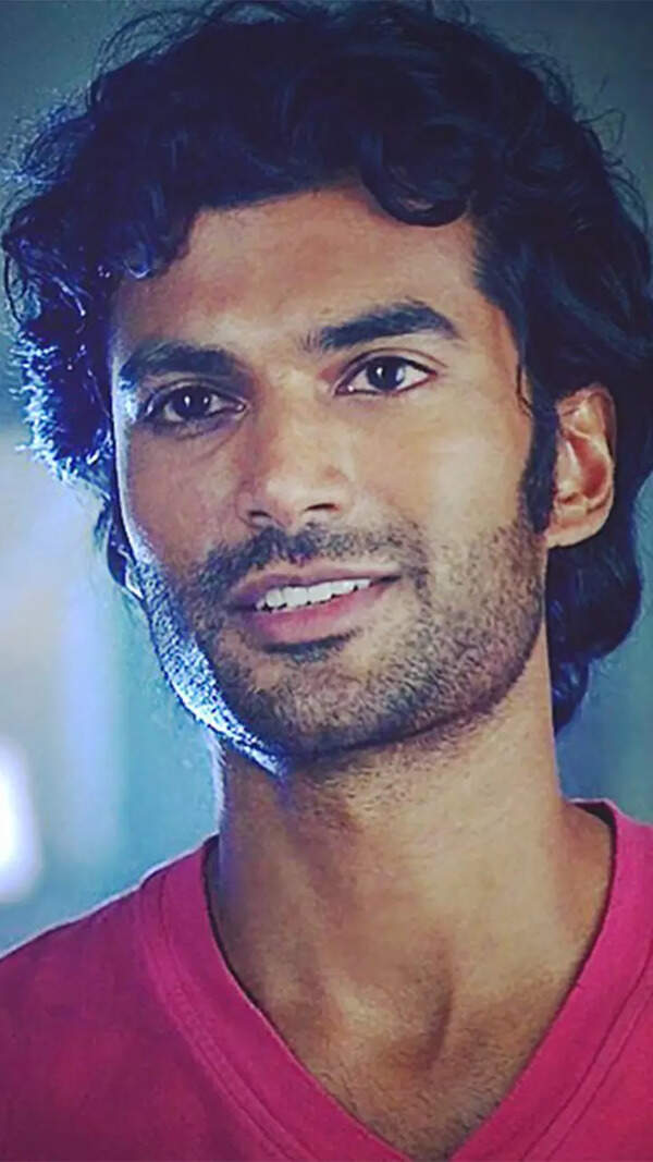 Sendhil Ramamurthy Wallpapers