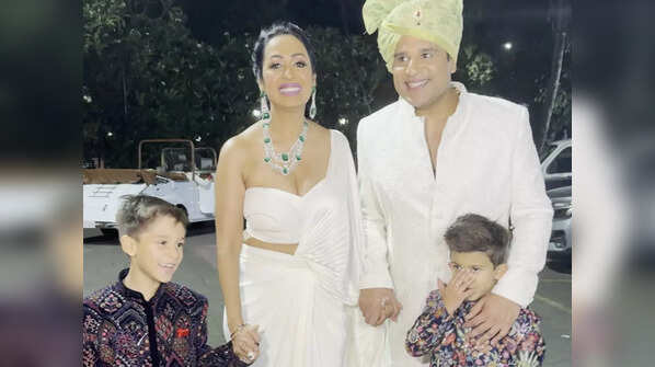 Dulhan ka bhai and bhabhi