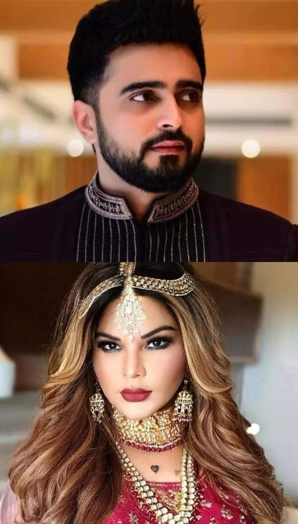 Adil Khan Pictures