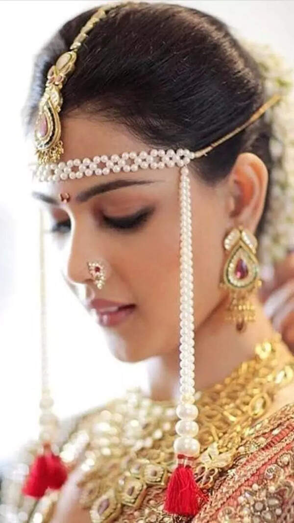 Genelia Deshmukh Images