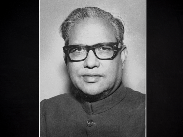 Majrooh Sultanpuri Photos