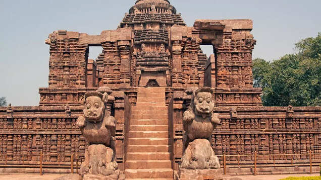 5 breathtaking temples to visit in India