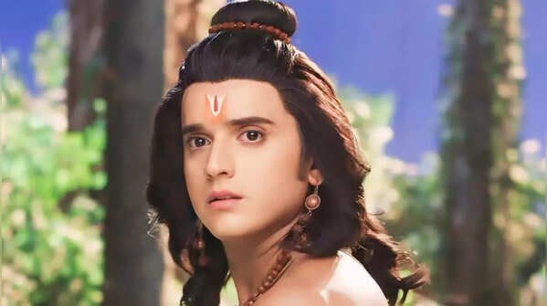 Siddharth sir asked me to portray all the emotions through my eyes and not use facial expressions
