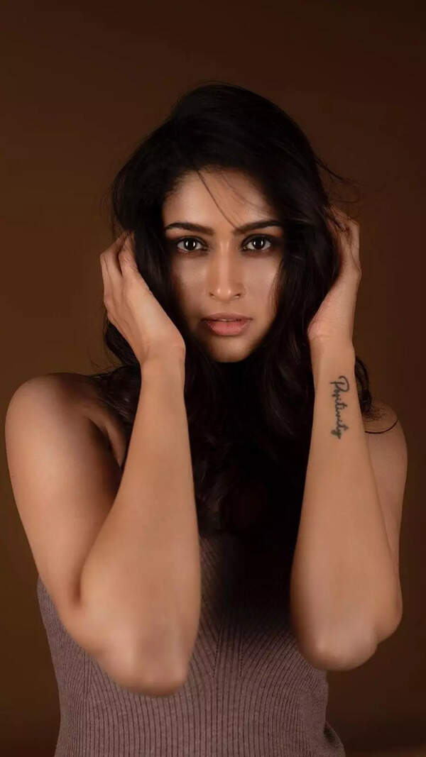 Tanya Ravichandran Wallpapers