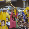 Article image for: Wife <i class="tbold">sunita kejriwal</i> hails SC's decision