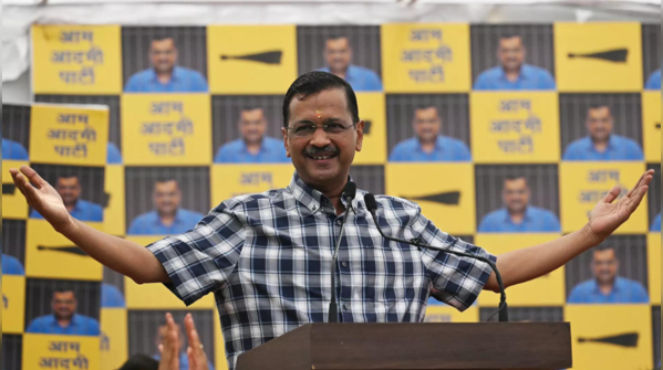 Promises statehood for Delhi