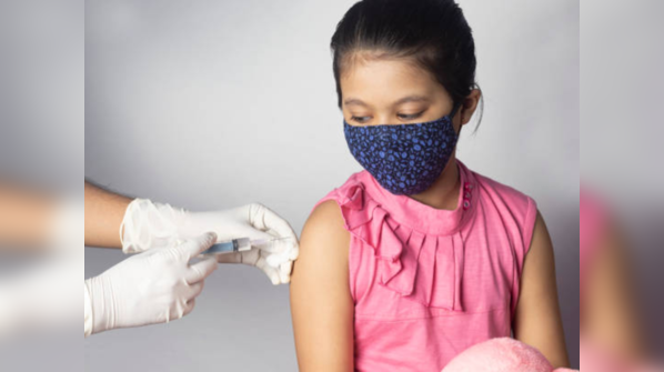 VITT develops 4 to 42 days after vaccination