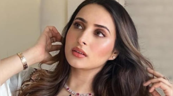 Mehzabeen wedding look