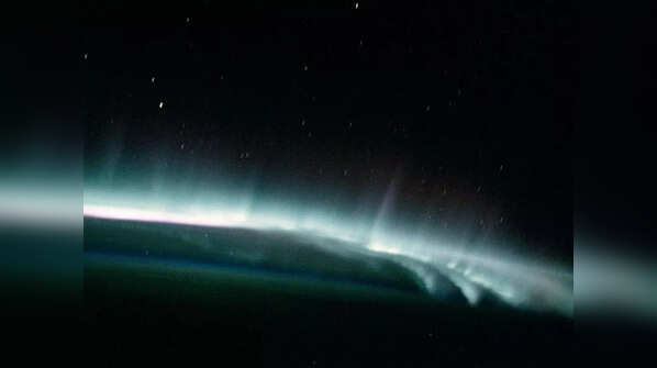 White waves over the world
