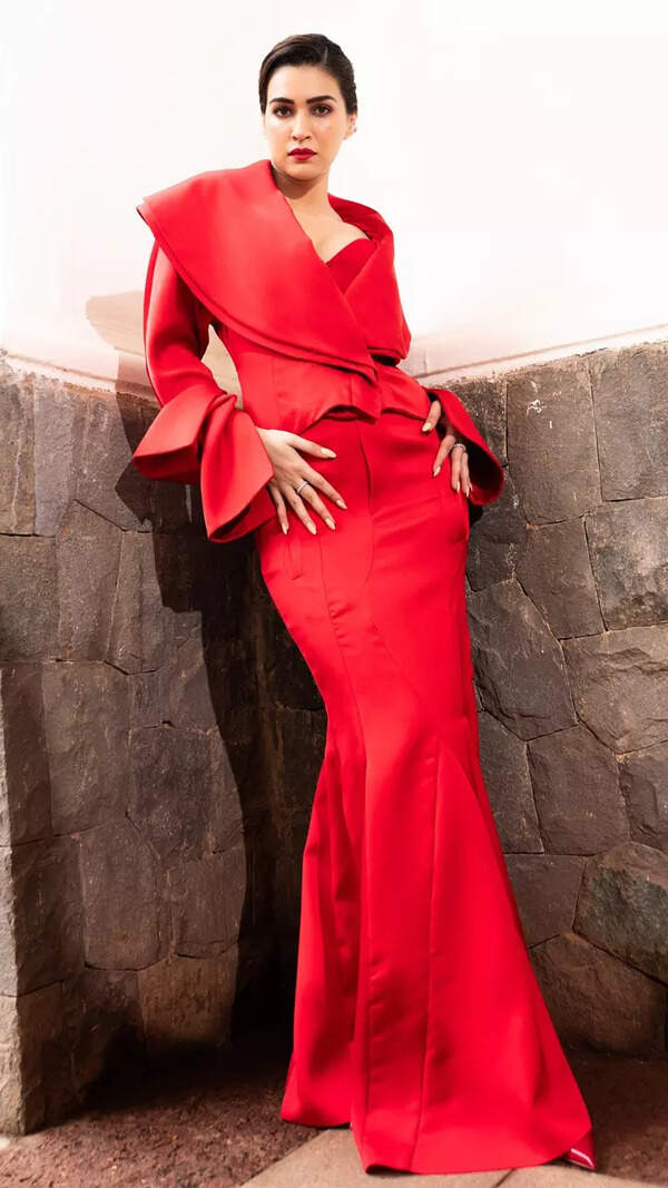 Kriti Sanon Photos