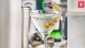 Watch: How to make Gin Martini