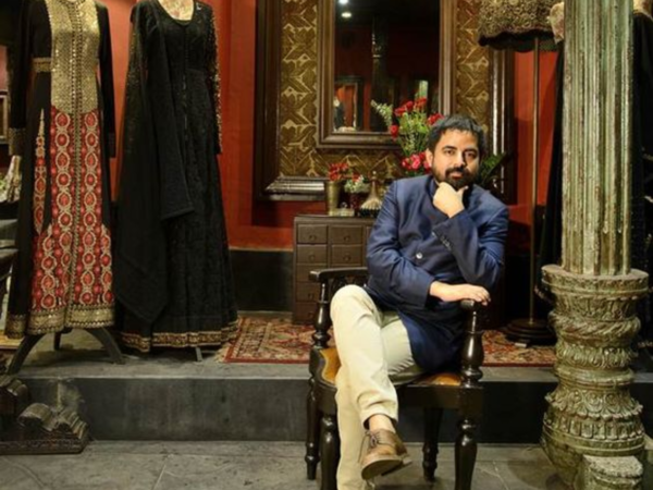  Sabyasachi