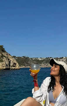 Karishma Tanna's vacation photos are a captivating blast of wanderlust experience